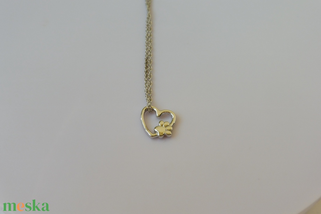 tappancsos szív medál ezüstláncon  - ékszer - nyaklánc - medálos nyaklánc - Meska.hu
