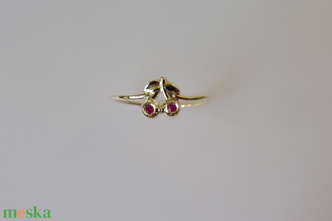 cseresznyés ezüstgyűrű rubinokkal - ékszer - gyűrű - szoliter gyűrű - Meska.hu cseresznyés ezüstgyűrű rubinokkal - ékszer - gyűrű - szoliter gyűrű - Meska.hu