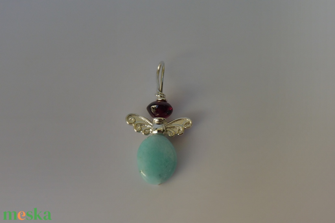 ezüst angyalka medál gránáttal és amazonittal - ékszer - nyaklánc - medál - Meska.hu