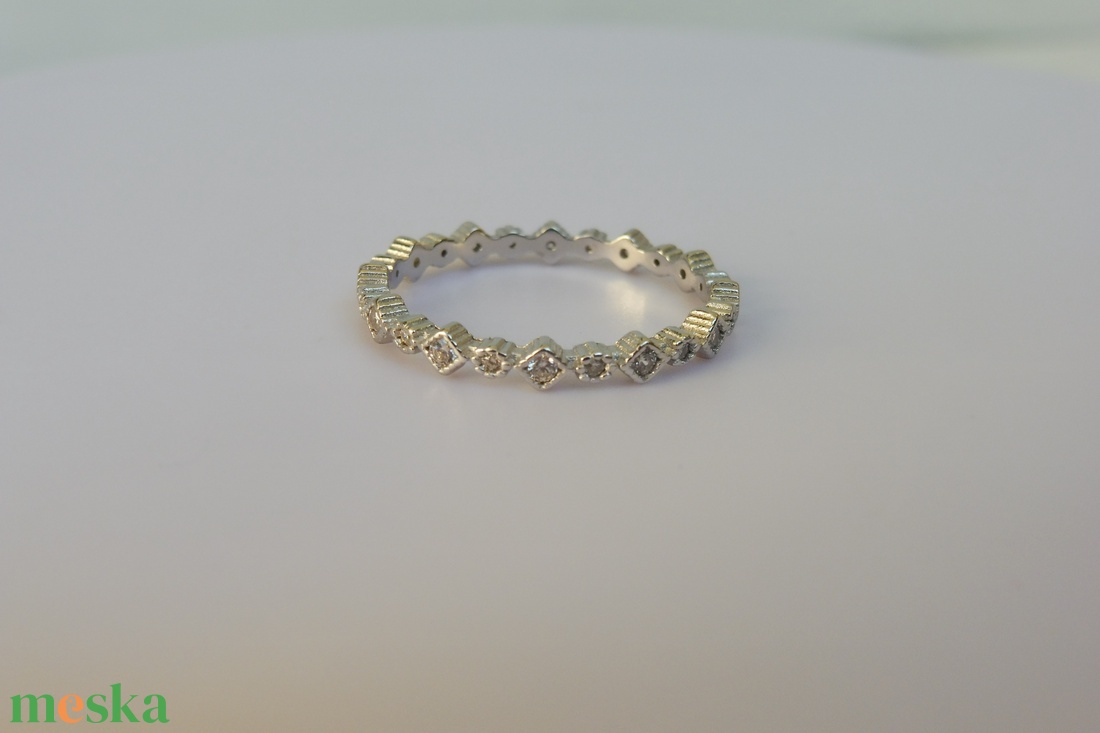 körbe köves ezüstgyűrű - esküvő - ékszer - karikagyűrű - Meska.hu