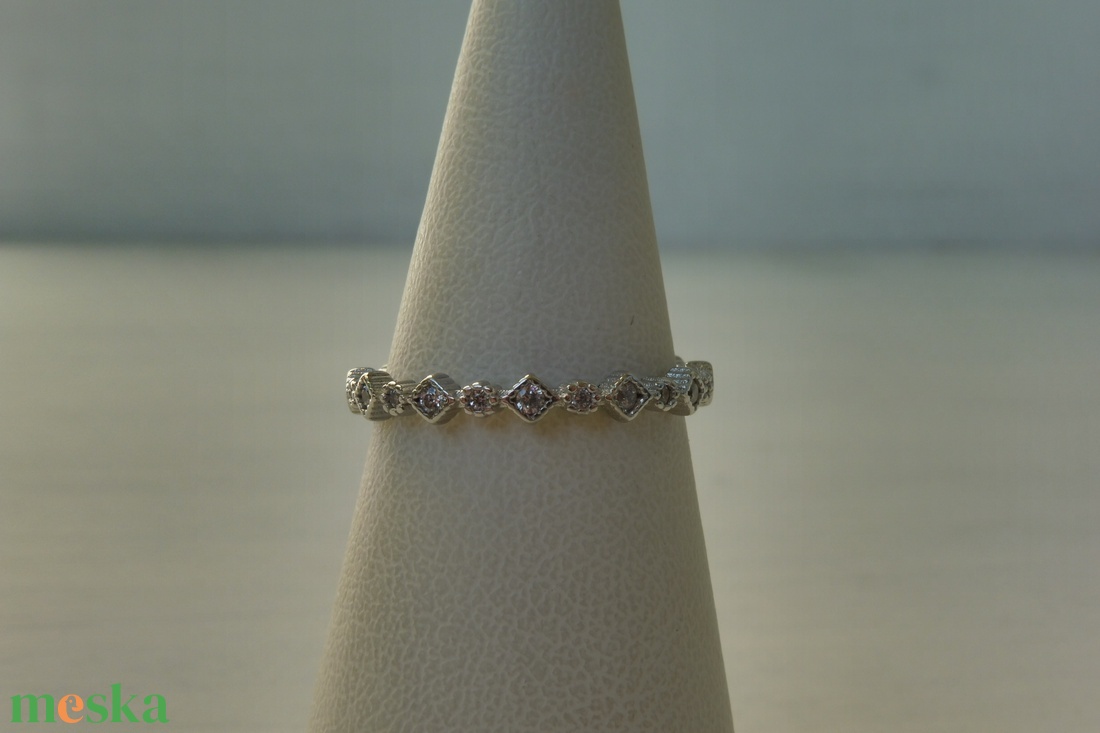 körbe köves ezüstgyűrű - esküvő - ékszer - karikagyűrű - Meska.hu