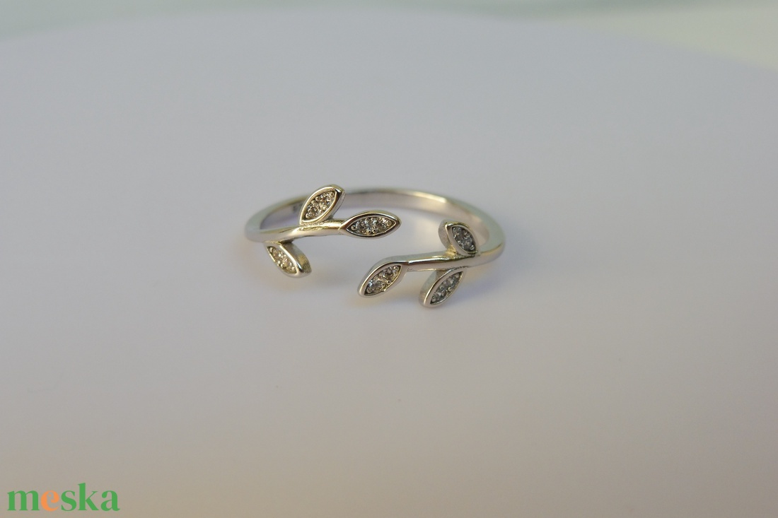  több levélkés nyitott ezüstgyűrű - ékszer - gyűrű - fonódó gyűrű - Meska.hu