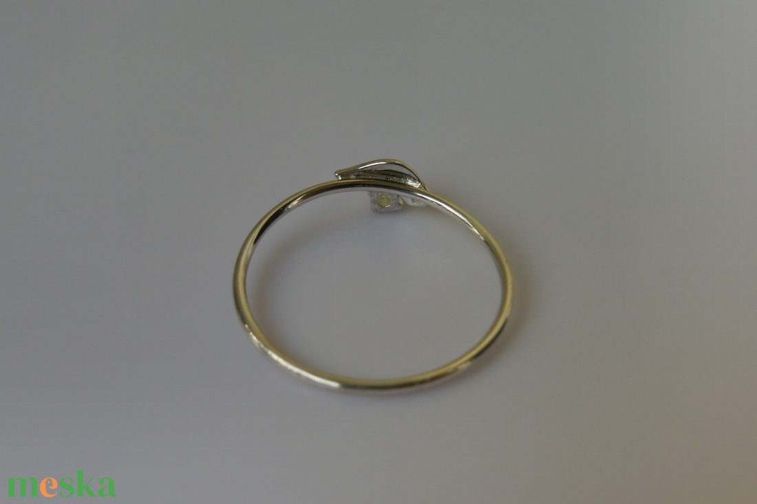 peridotos leveles ezüstgyűrű  - ékszer - gyűrű - szoliter gyűrű - Meska.hu