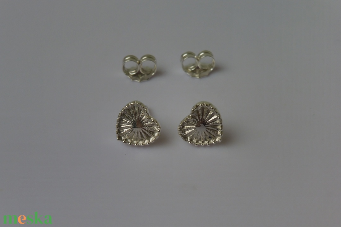 ezüst napsugaras szív fülbevaló - ékszer - fülbevaló - pötty fülbevaló - Meska.hu