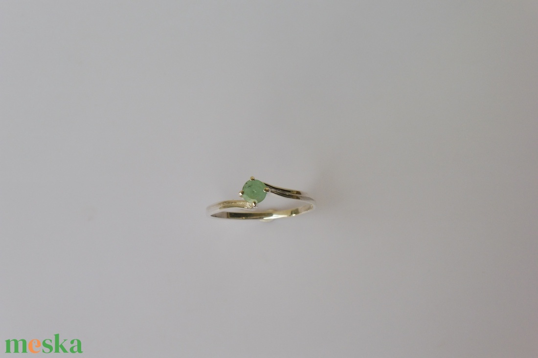 smaragdos ezüst szoliter gyűrű - ékszer - gyűrű - szoliter gyűrű - Meska.hu