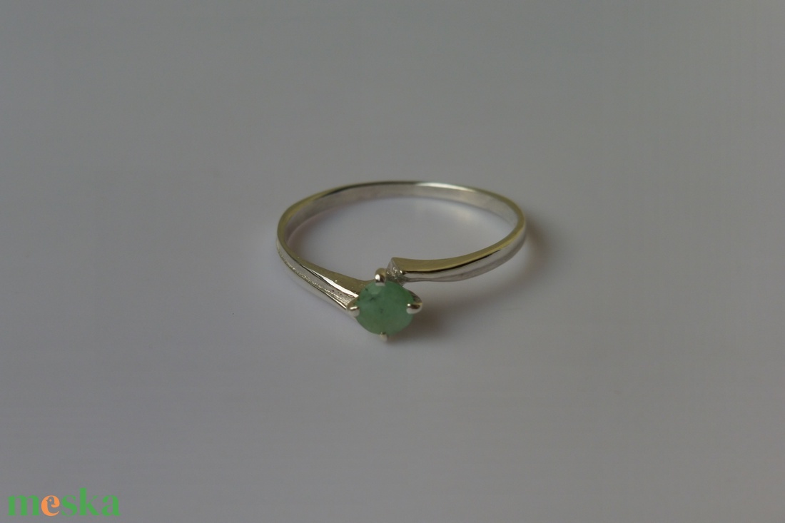 smaragdos ezüst szoliter gyűrű - ékszer - gyűrű - szoliter gyűrű - Meska.hu