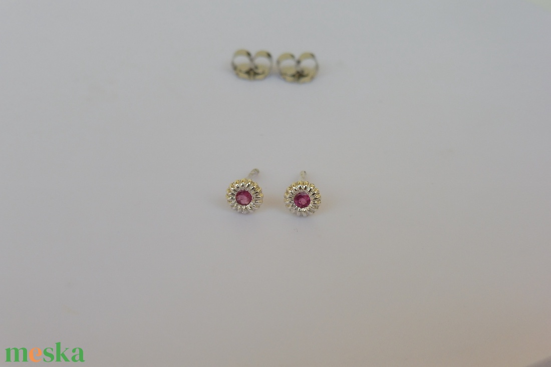 ezüst fülbevaló rózsaszín turmalinnal - ékszer - fülbevaló - pötty fülbevaló - Meska.hu
