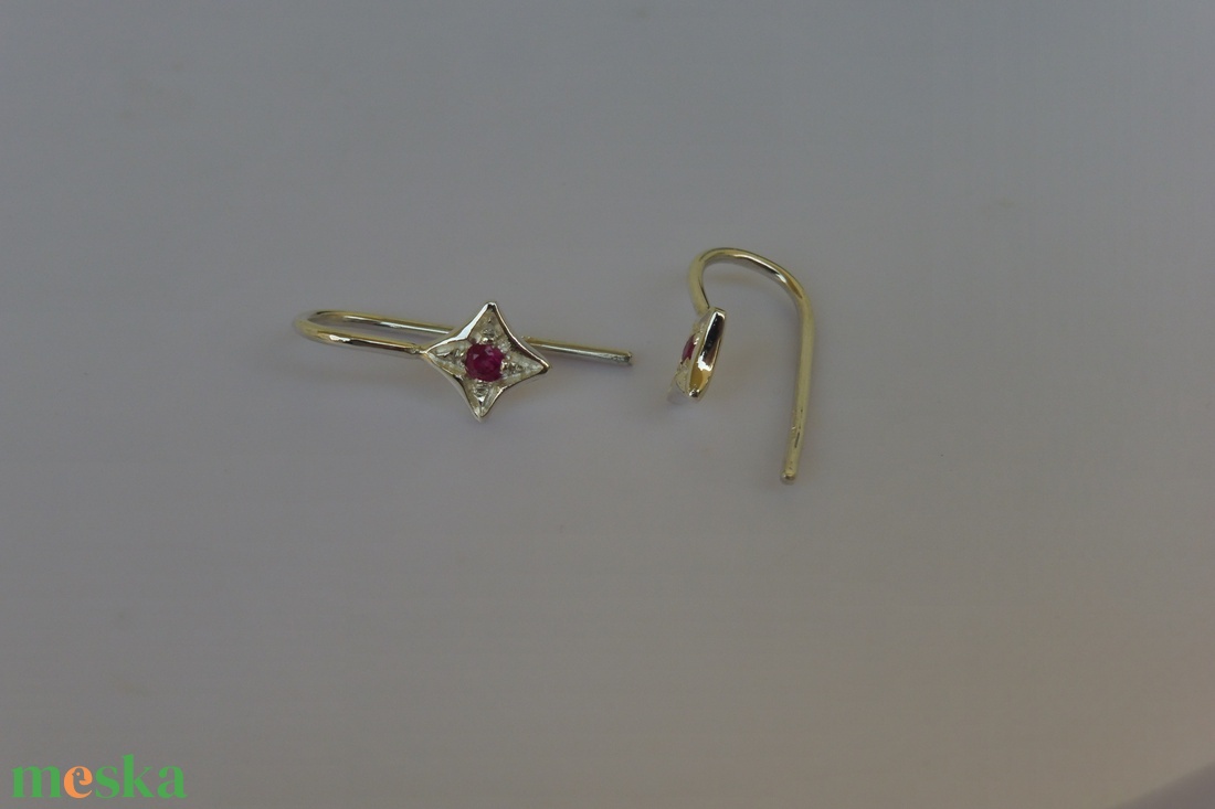 pink zafíros csillag fülbevaló ezüstből - ékszer - fülbevaló - lógó fülbevaló - Meska.hu