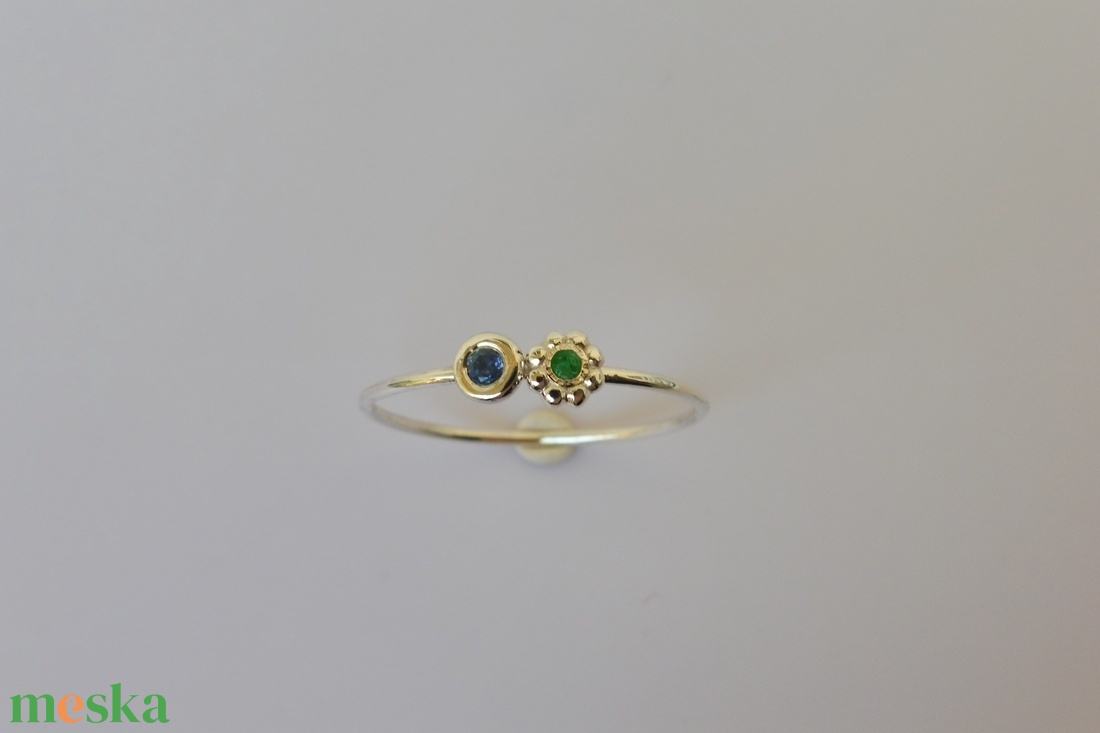 ezüstgyűrű smaragddal és zafírral - ékszer - gyűrű - szoliter gyűrű - Meska.hu