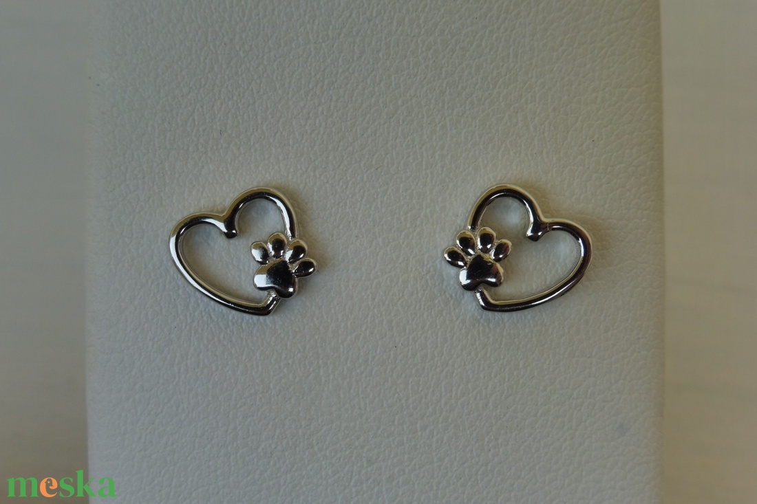 szív tappancs fülbevaló ezüstből - ékszer - fülbevaló - pötty fülbevaló - Meska.hu