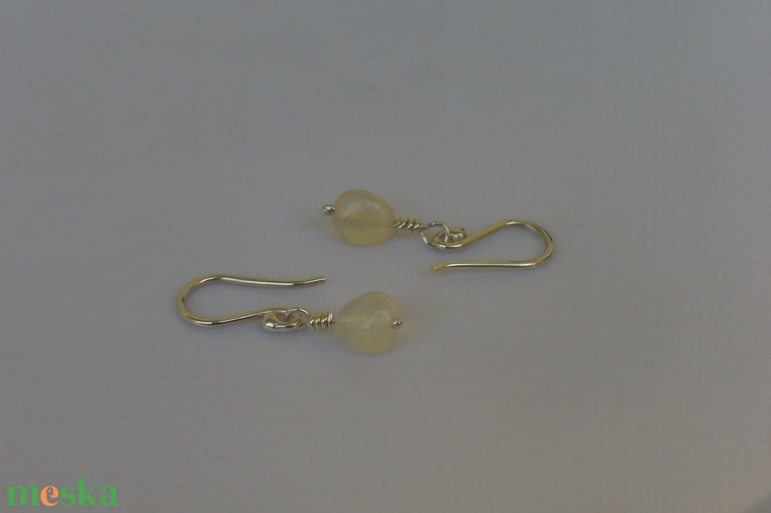 opálos ezüst fülbevaló - ékszer - fülbevaló - lógó fülbevaló - Meska.hu