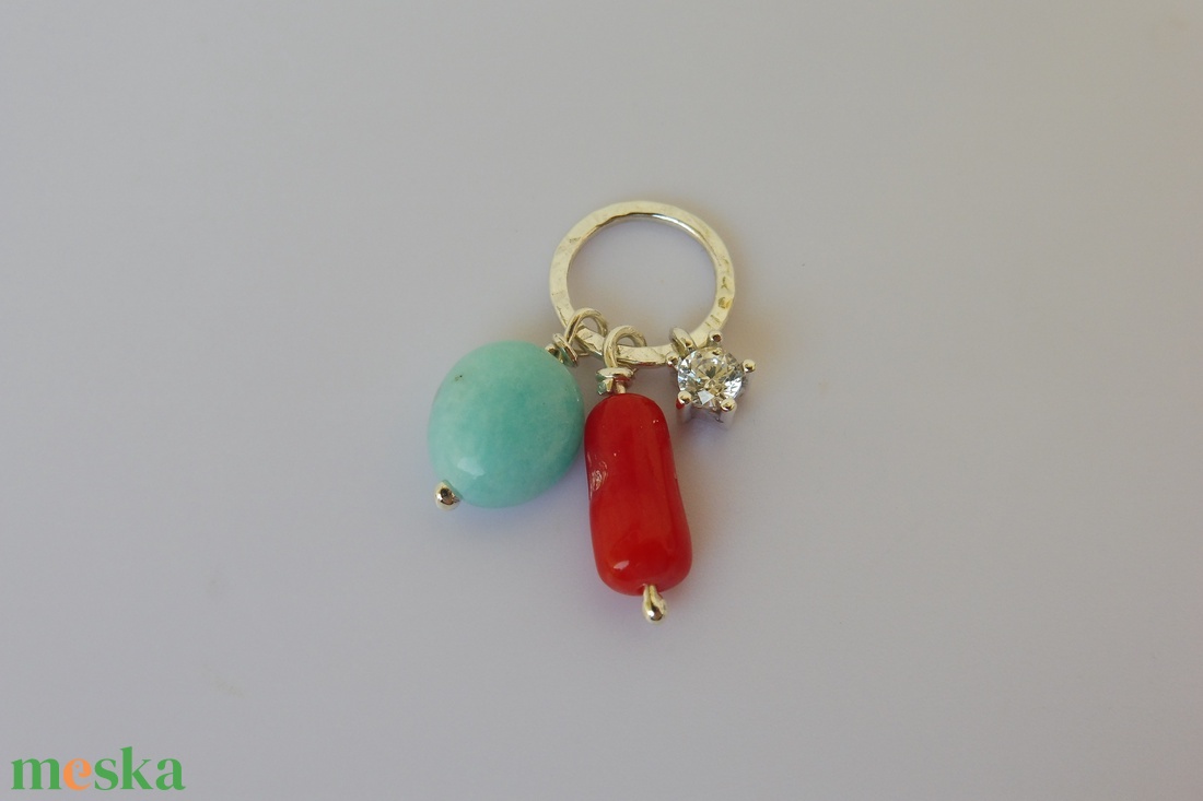 karika ezüstmedál korallal, amazonittal és cirkóniával - ékszer - nyaklánc - medál - Meska.hu