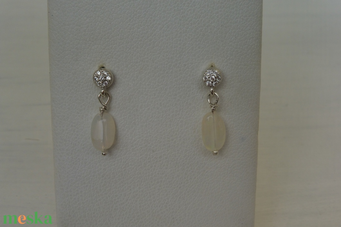 opálos cirkóniás ezüst fülbevaló - ékszer - fülbevaló - lógó fülbevaló - Meska.hu