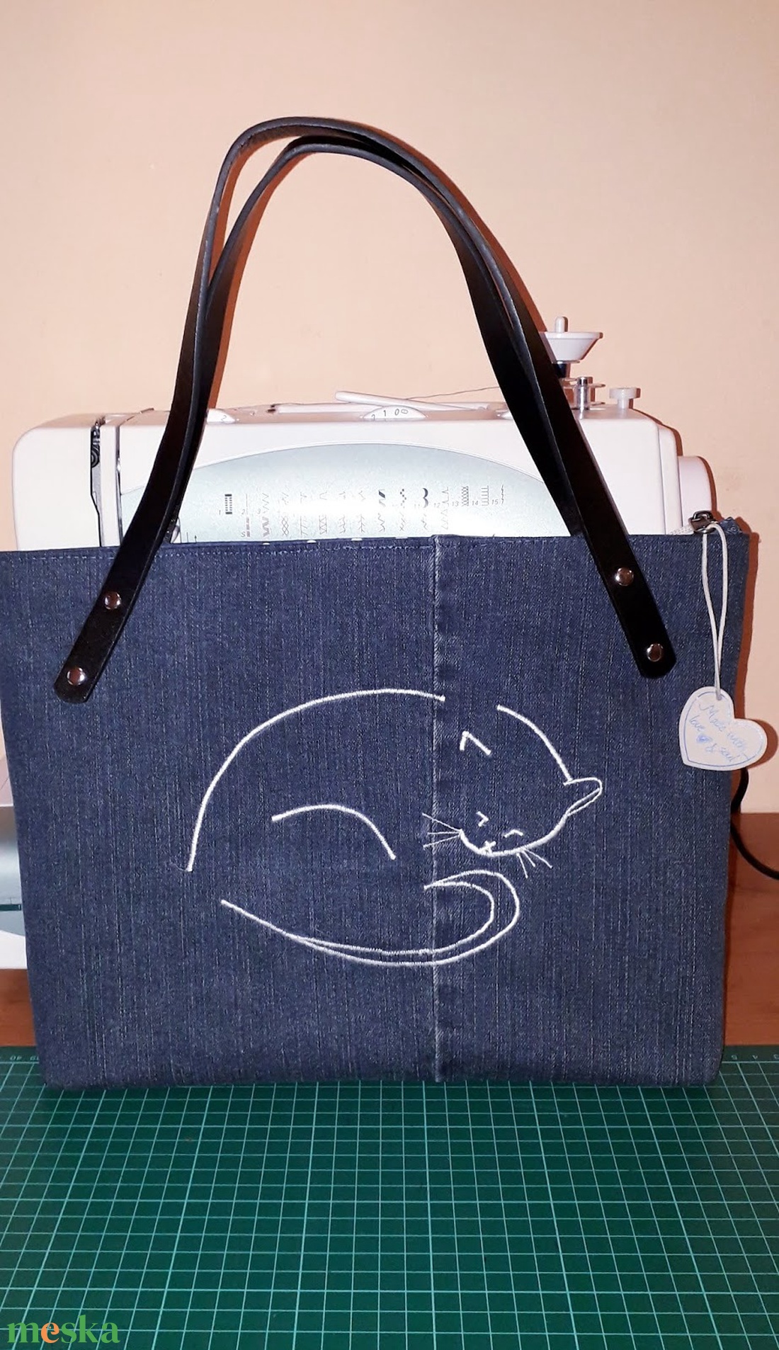 Cicás  cipzáras táska - táska & tok - kézitáska & válltáska - válltáska - Meska.hu