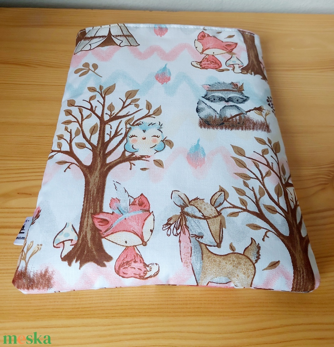 Bélelt könyvtartó,tablet tok -Erdő ,őzike,kisróka mintás  - könyv & zene - könyvtok - Meska.hu