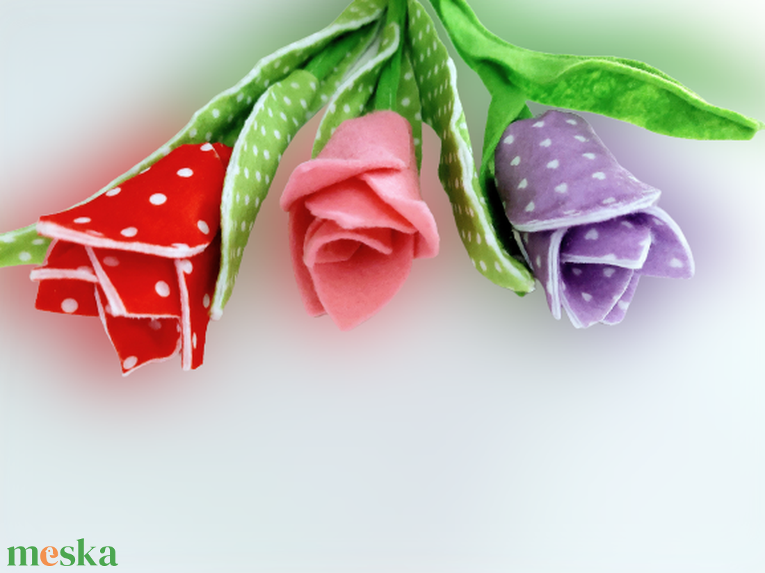 3 szál filc tulipán Nőnapra,üdvözlő kártyával - otthon & életmód - dekoráció - virágdísz és tartó - csokor & virágdísz - Meska.hu 3 szál filc tulipán Nőnapra,üdvözlő kártyával - otthon & életmód - dekoráció - virágdísz és tartó - csokor & virágdísz - Meska.hu