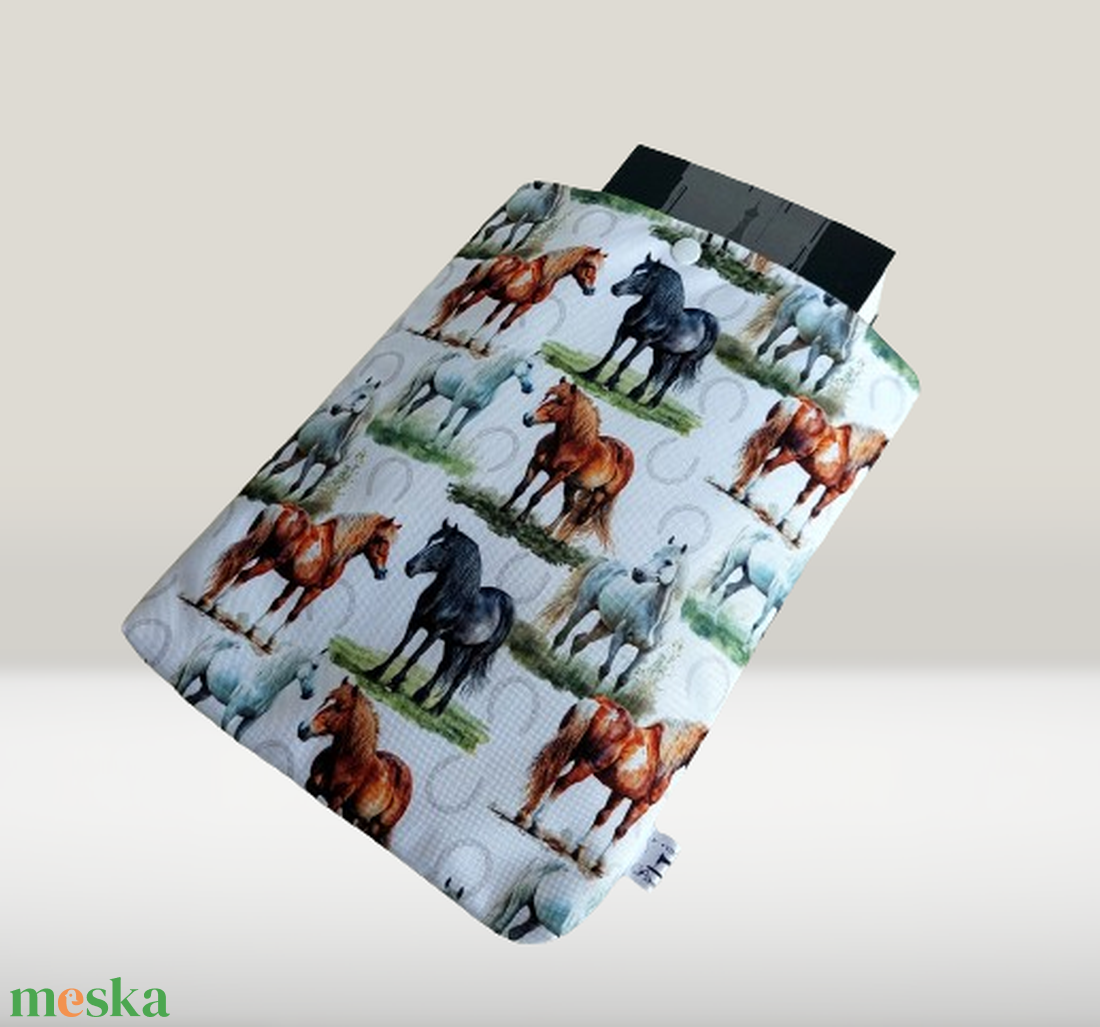 Lovas Vízálló Könyvvédő tok ,Tablet, Ebook tok - könyv & zene - könyvtok - Meska.hu