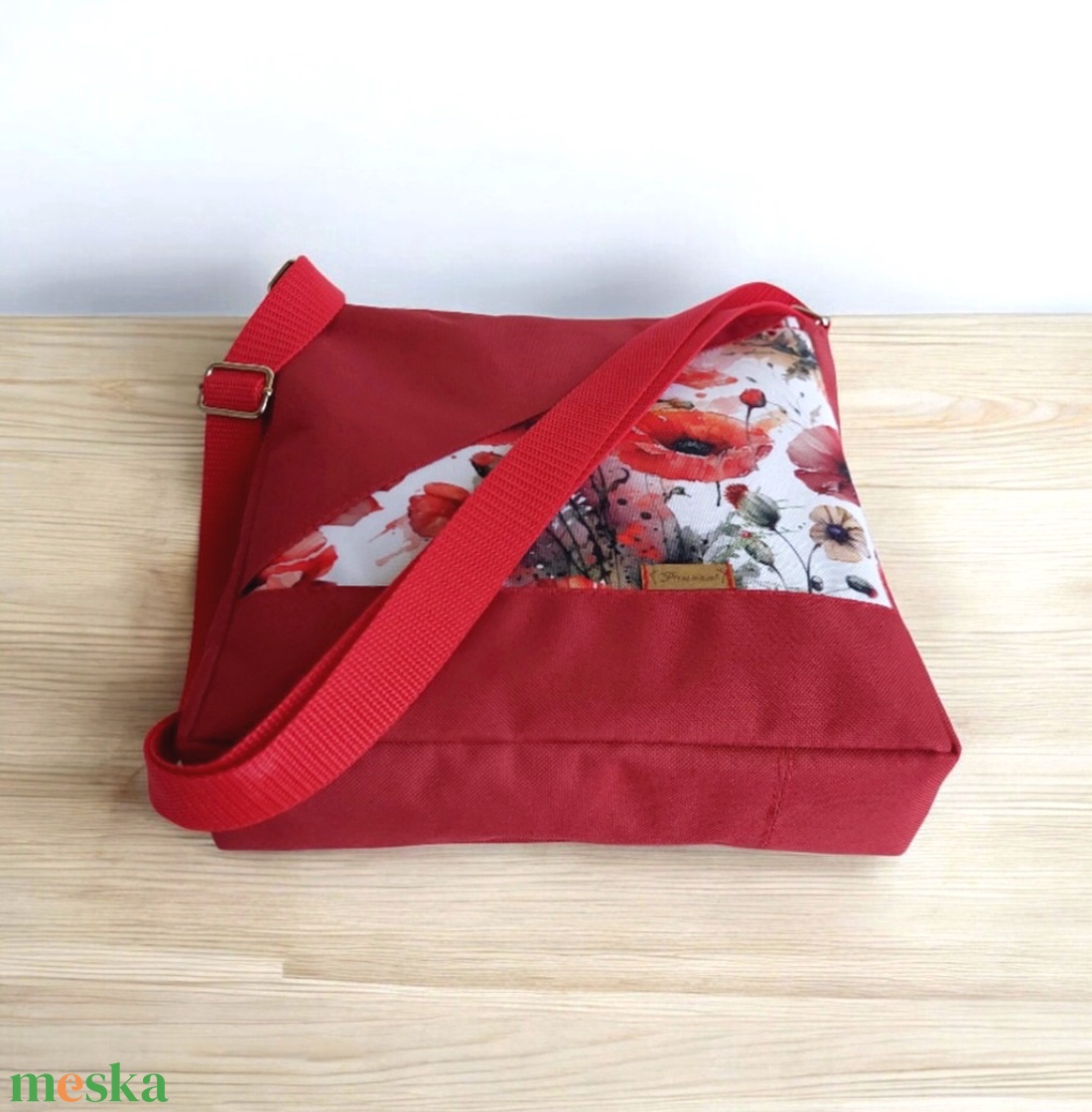 Prémium Pipacsos Vízálló  Válltáska ,Crossbody - táska & tok - kézitáska & válltáska - vállon átvethető táska - Meska.hu