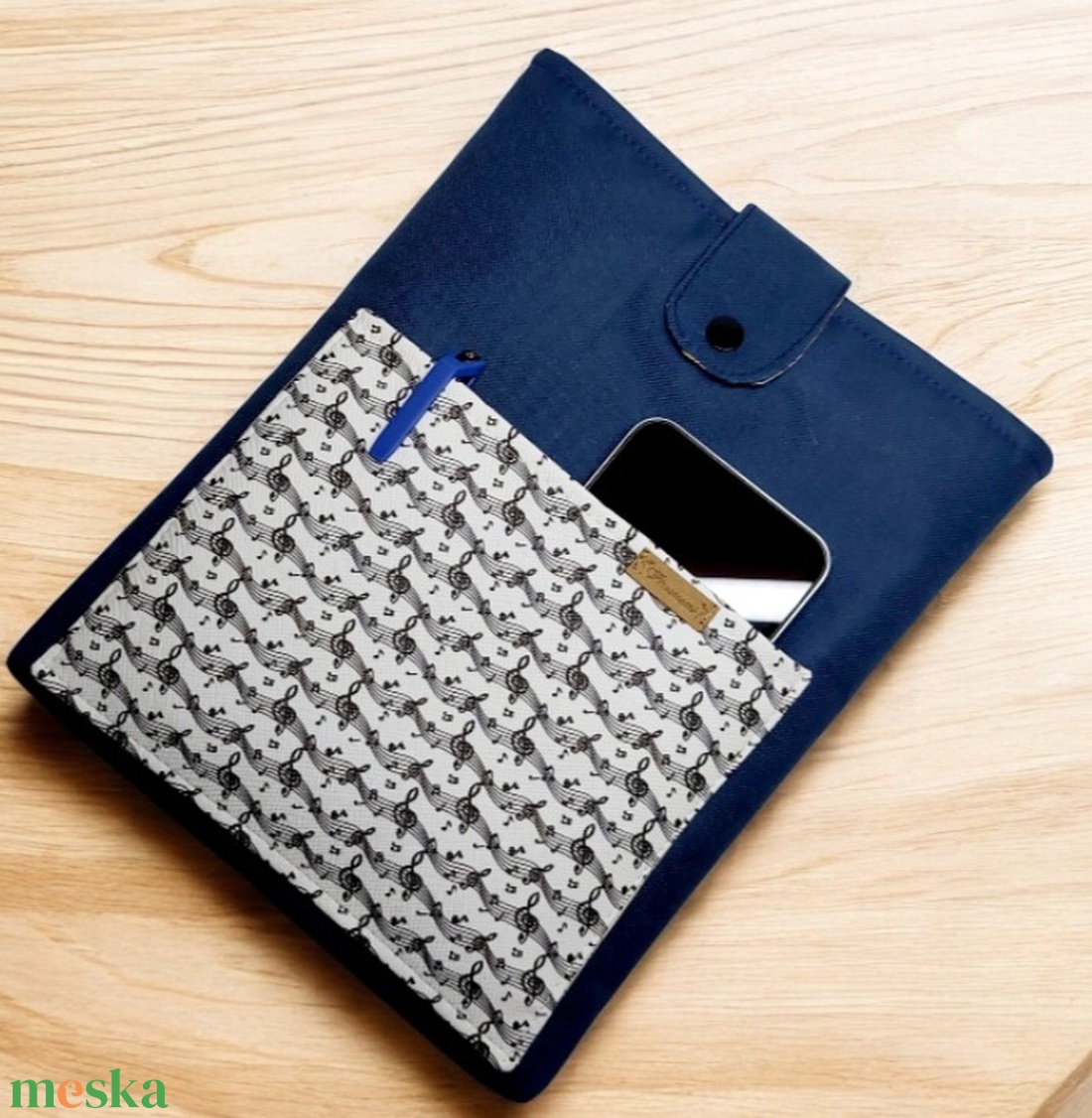 Hangjegy-Zene Vízálló Zsebes könyvtartó tok, Tablet tok A könyveid védelmében! - könyv & zene - könyvtok - Meska.hu Hangjegy-Zene Vízálló Zsebes könyvtartó tok, Tablet tok A könyveid védelmében! - könyv & zene - könyvtok - Meska.hu