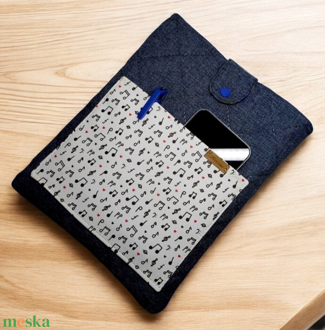 Hangjegy-Zene Vízálló Zsebes könyvtartó tok, Tablet tok A könyveid védelmében! - könyv & zene - könyvtok - Meska.hu Hangjegy-Zene Vízálló Zsebes könyvtartó tok, Tablet tok A könyveid védelmében! - könyv & zene - könyvtok - Meska.hu