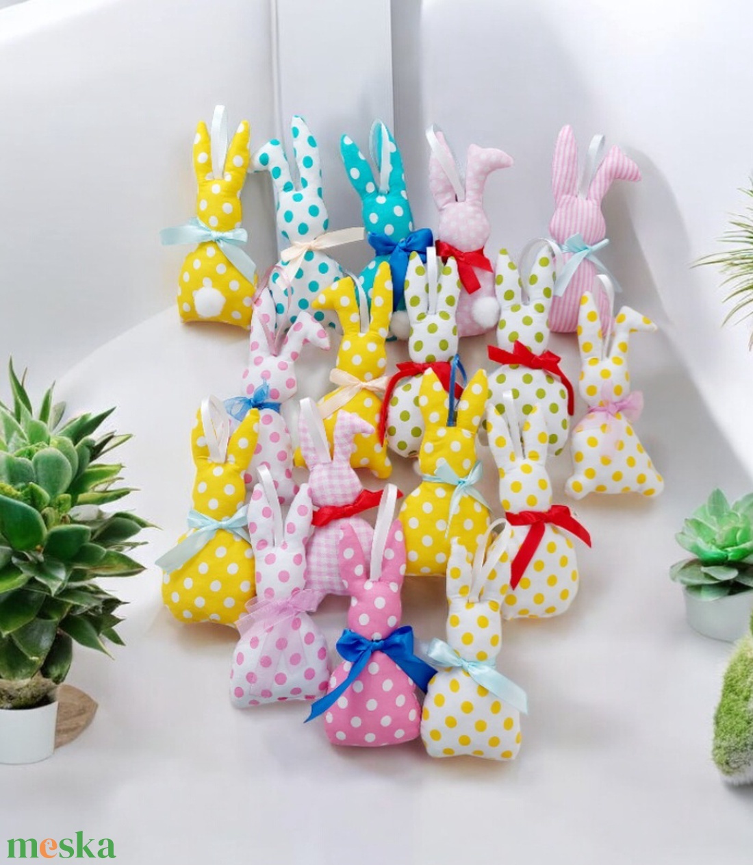 Bájos, szeretnivaló textil nyuszi - játék & sport - plüssállat & játékfigura - nyuszi - Meska.hu