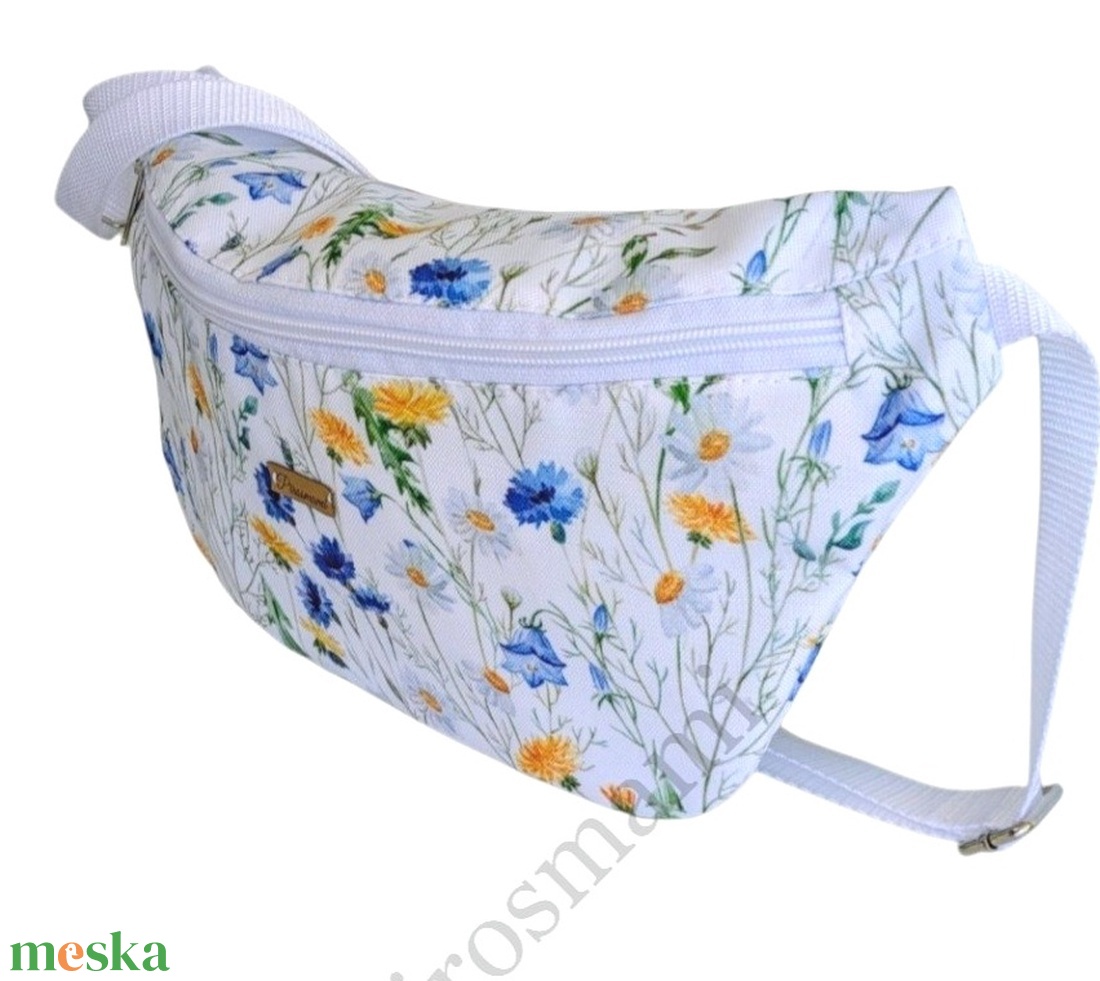 Nagyméretű,Vízálló Övtáska,Testtáska,válltáska,crossbody Tavaszi rét , belső cipzáras zsebbel - táska & tok - övtáska - Meska.hu Nagyméretű,Vízálló Övtáska,Testtáska,válltáska,crossbody Tavaszi rét , belső cipzáras zsebbel - táska & tok - övtáska - Meska.hu