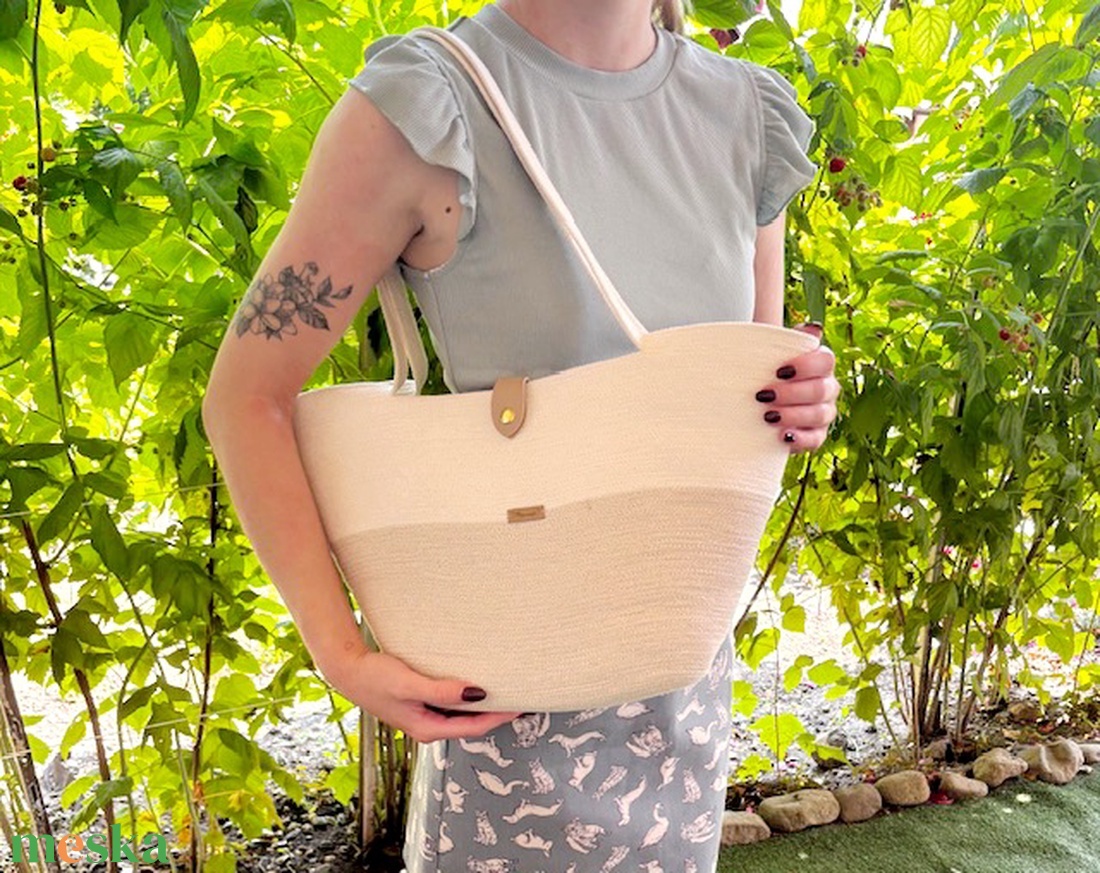 Egyedi Shopping bag,Városi táska,Zsinórtáska,Sétáló táska,Strand táska - táska & tok - kézitáska & válltáska - válltáska - Meska.hu Egyedi Shopping bag,Városi táska,Zsinórtáska,Sétáló táska,Strand táska - táska & tok - kézitáska & válltáska - válltáska - Meska.hu