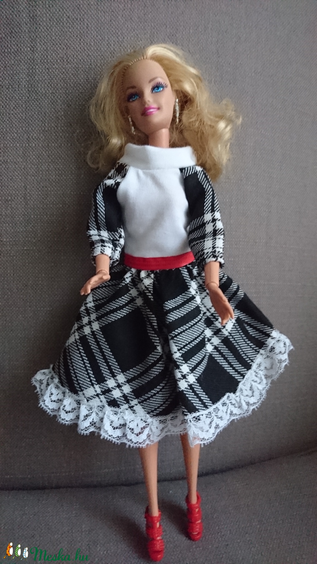 Barbie babaruha Zsüli - játék & sport - baba & babaház - babaruha, babakellék - Meska.hu Barbie babaruha Zsüli - játék & sport - baba & babaház - babaruha, babakellék - Meska.hu
