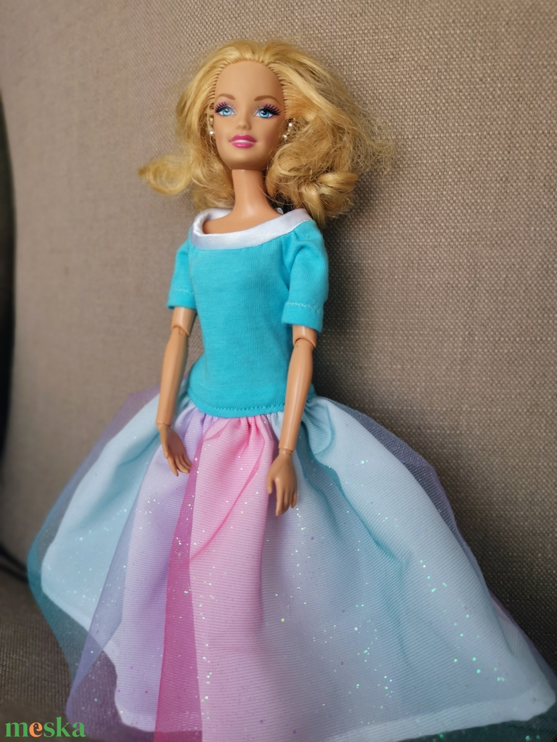Barbie színátmenetes alkalmi babaruha - játék & sport - baba & babaház - babaruha, babakellék - Meska.hu Barbie színátmenetes alkalmi babaruha - játék & sport - baba & babaház - babaruha, babakellék - Meska.hu