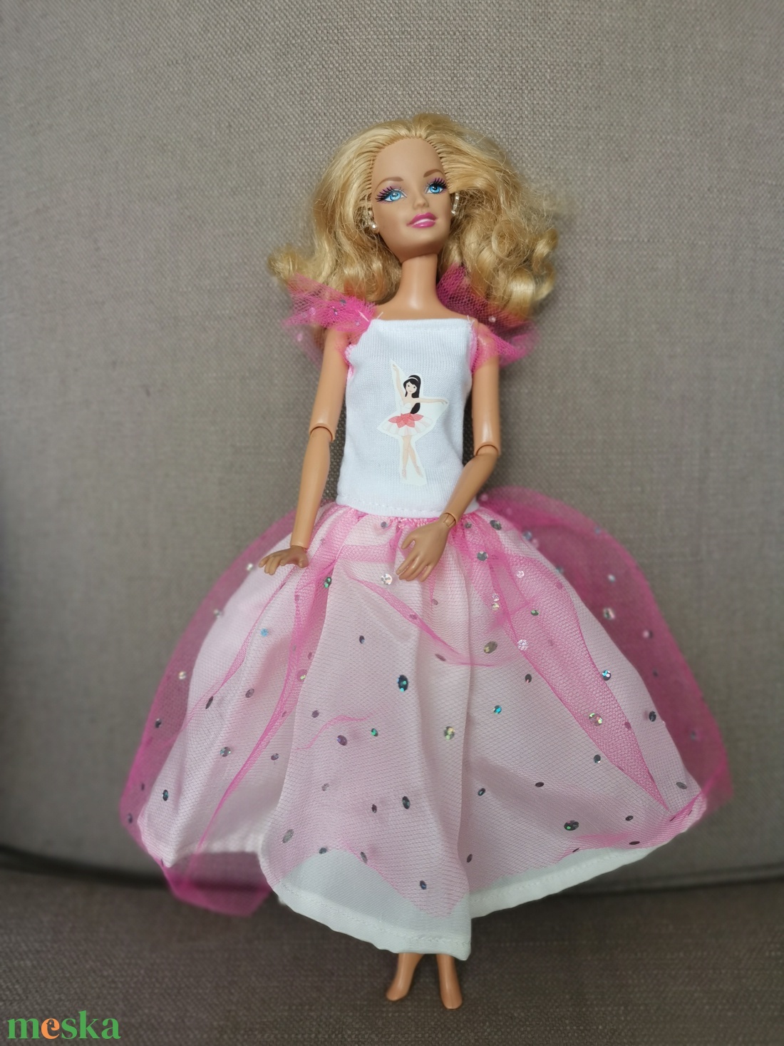 Barbie rózsaszín alkalmi selyem és tüll babaruha - játék & sport - baba & babaház - babaruha, babakellék - Meska.hu Barbie rózsaszín alkalmi selyem és tüll babaruha - játék & sport - baba & babaház - babaruha, babakellék - Meska.hu