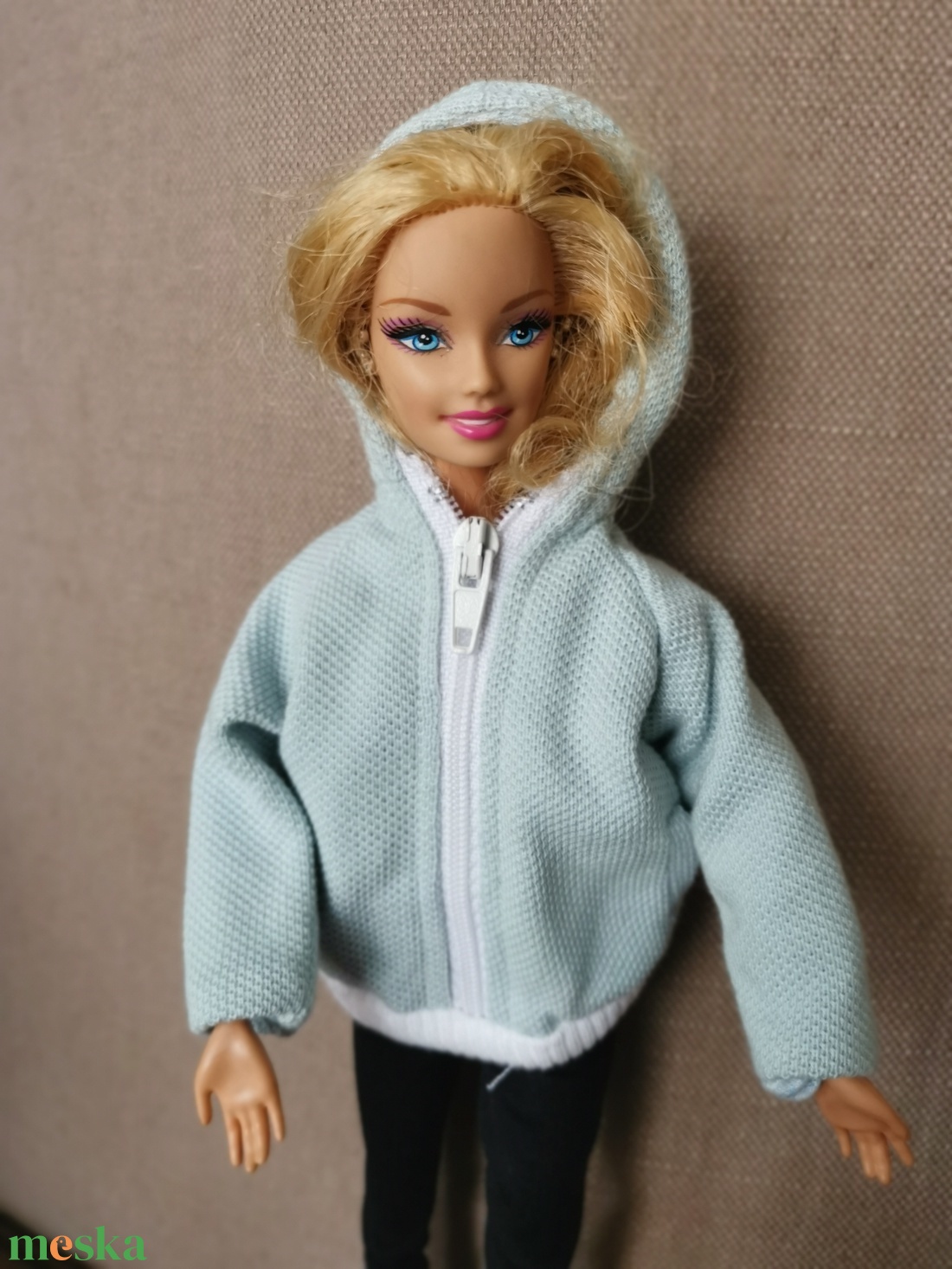 Barbie babaruha steppelt kabátka - játék & sport - baba & babaház - babaruha, babakellék - Meska.hu Barbie babaruha steppelt kabátka - játék & sport - baba & babaház - babaruha, babakellék - Meska.hu