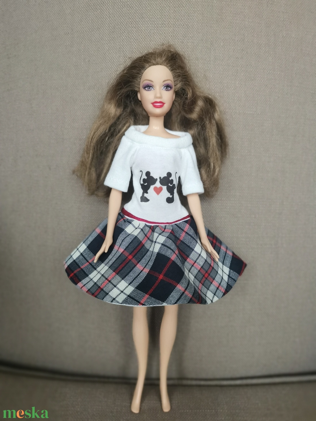 Barbie babaruha cicás és egeres matricákkal - játék & sport - baba & babaház - barbie ruhák - Meska.hu Barbie babaruha cicás és egeres matricákkal - játék & sport - baba & babaház - barbie ruhák - Meska.hu