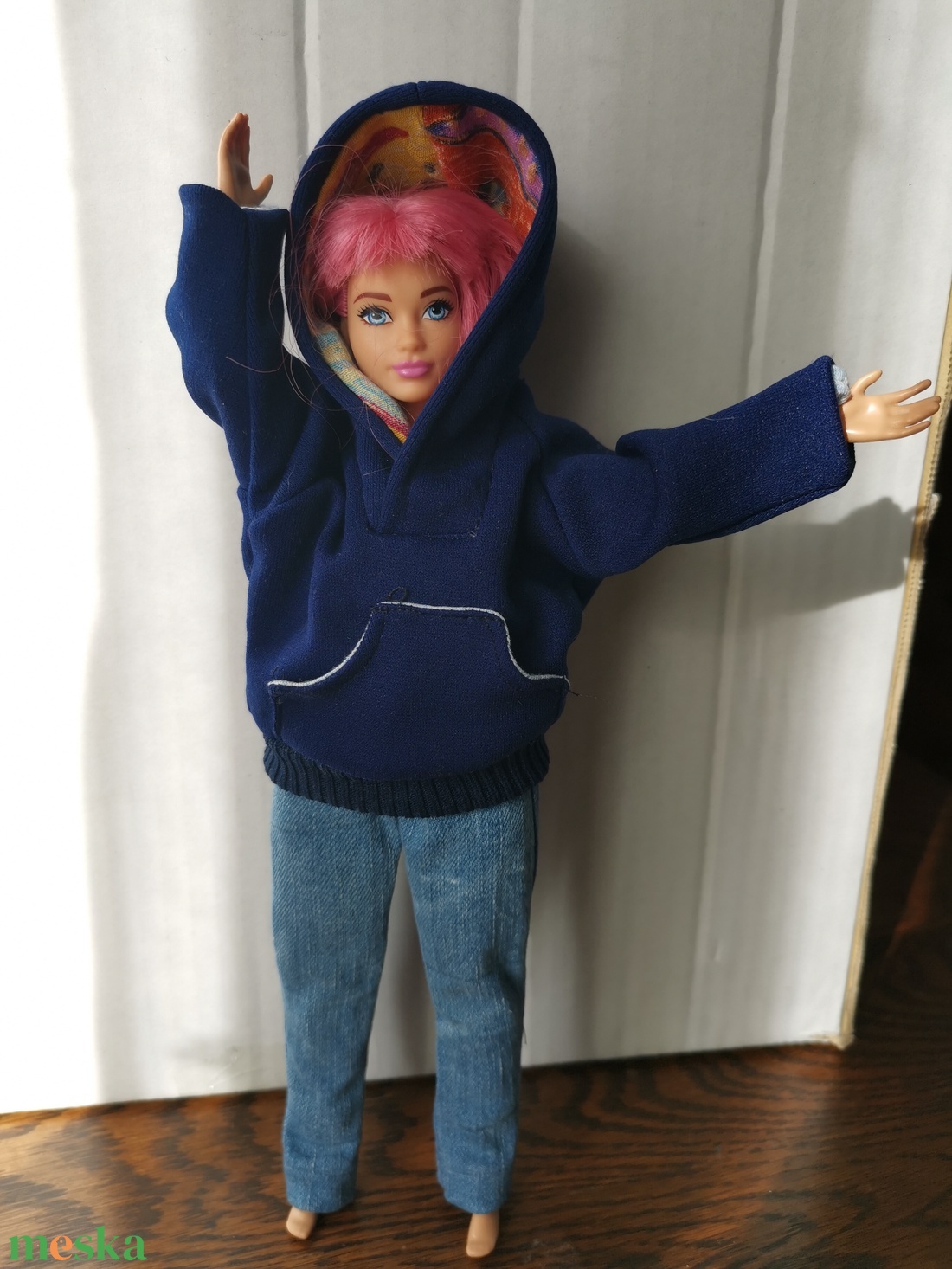 Barbie babaruha molett babára- zsebes kapucnis bélelt kabát - játék & sport - baba & babaház - babaruha, babakellék - Meska.hu