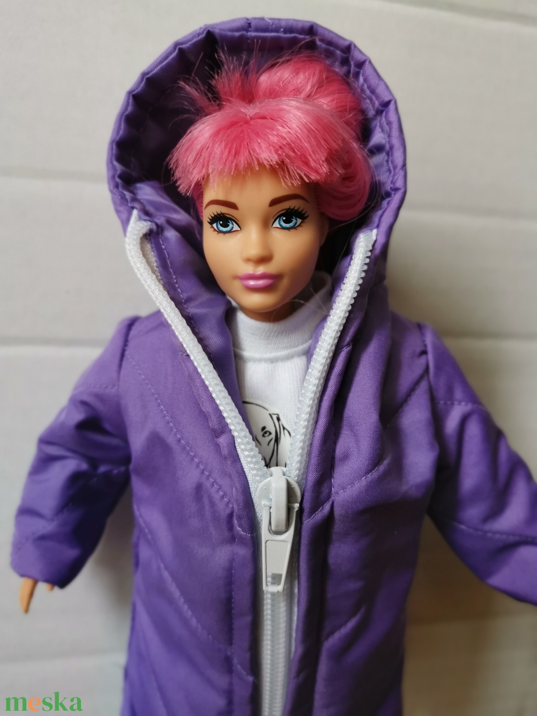Barbie babaruha molett babára- hosszú lila színű kapucnis bélelt kabát - játék & sport - baba & babaház - babaruha, babakellék - Meska.hu Barbie babaruha molett babára- hosszú lila színű kapucnis bélelt kabát - játék & sport - baba & babaház - babaruha, babakellék - Meska.hu