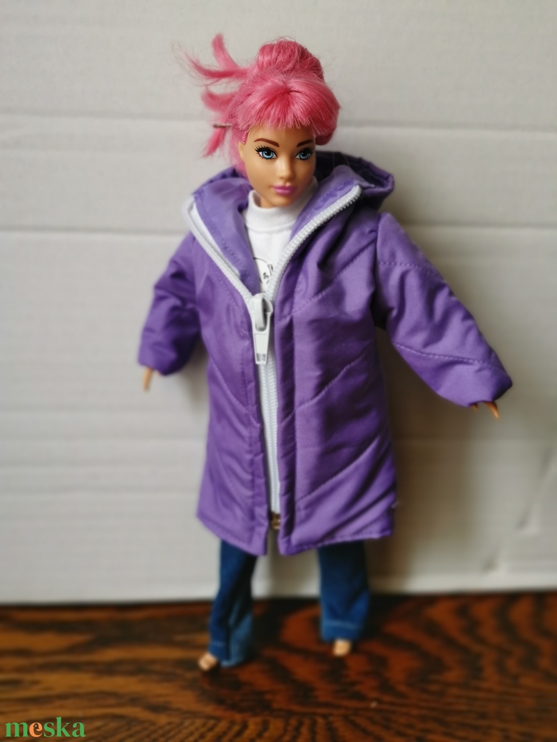 Barbie babaruha molett babára- hosszú lila színű kapucnis bélelt kabát - játék & sport - baba & babaház - babaruha, babakellék - Meska.hu Barbie babaruha molett babára- hosszú lila színű kapucnis bélelt kabát - játék & sport - baba & babaház - babaruha, babakellék - Meska.hu