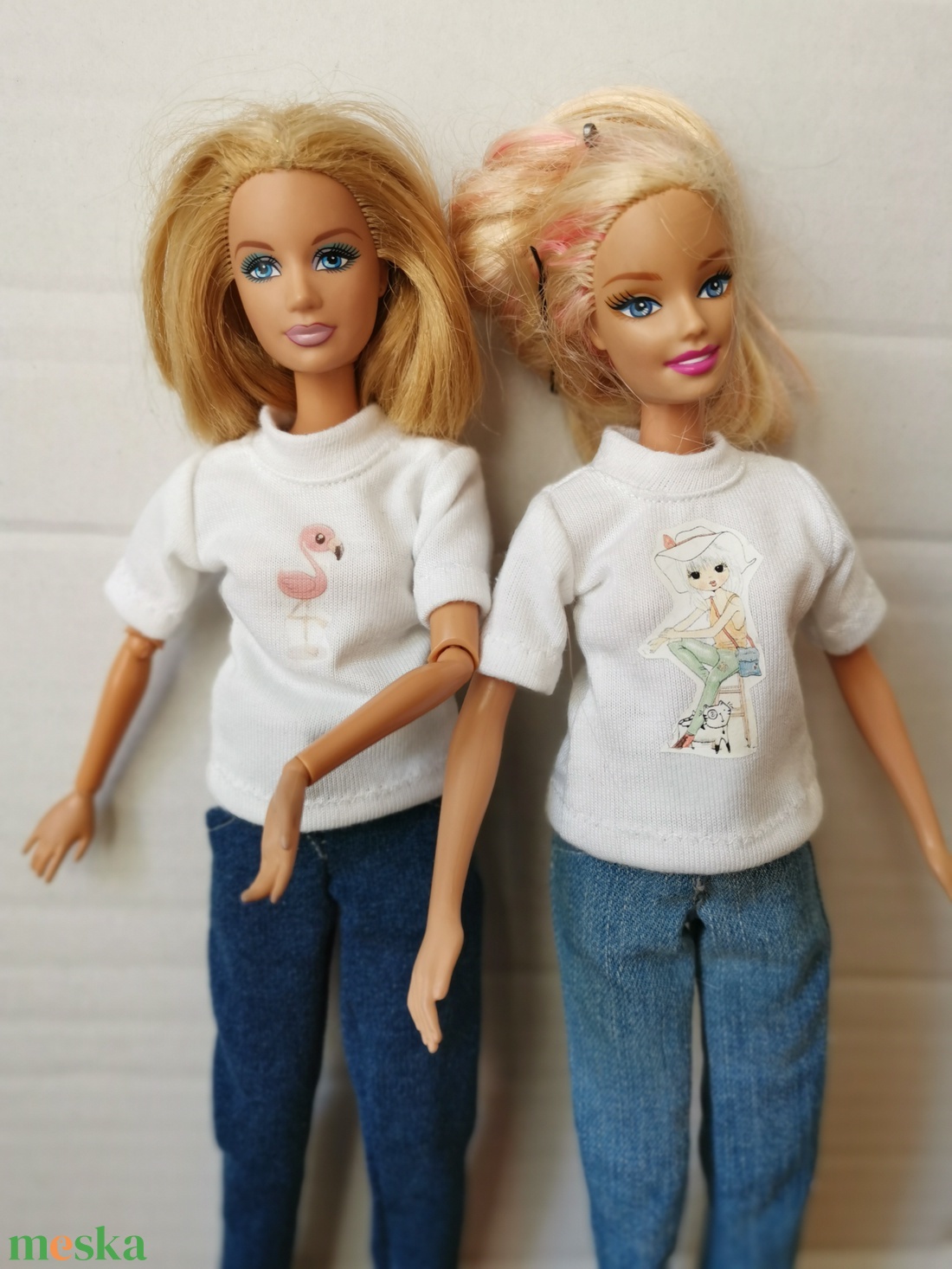 Barbie babaruha - matricás póló - játék & sport - baba & babaház - babaruha, babakellék - Meska.hu Barbie babaruha - matricás póló - játék & sport - baba & babaház - babaruha, babakellék - Meska.hu