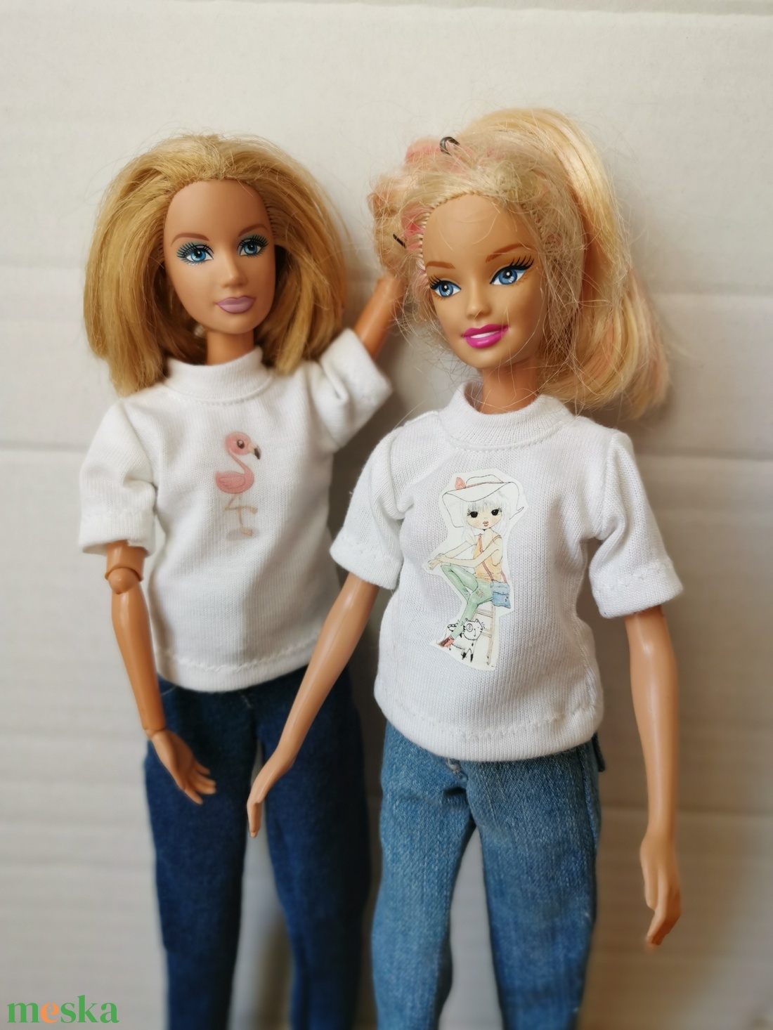 Barbie babaruha - matricás póló - játék & sport - baba & babaház - babaruha, babakellék - Meska.hu Barbie babaruha - matricás póló - játék & sport - baba & babaház - babaruha, babakellék - Meska.hu