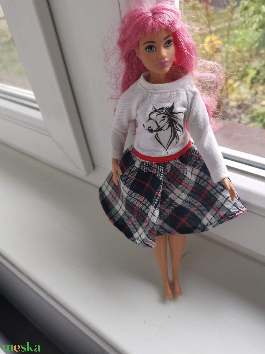 Barbie babaruha lovacskás matricával - játék & sport - baba & babaház - barbie ruhák - Meska.hu