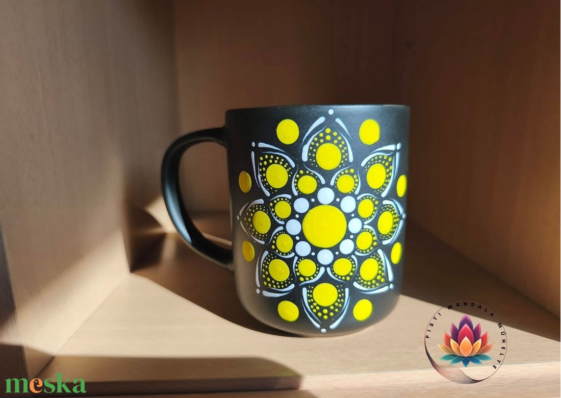 Mandalás fekete-citromsárga bögre ( 400 ml) - otthon & életmód - konyhafelszerelés, tálalás - tálalás - bögre & csésze - Meska.hu