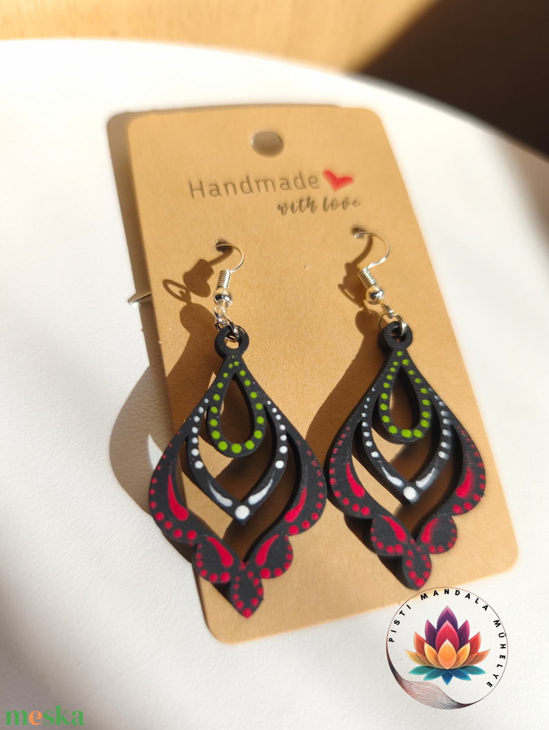 Fa fülbevaló (nemzeti színű 8) - ékszer - fülbevaló - lógó fülbevaló - Meska.hu