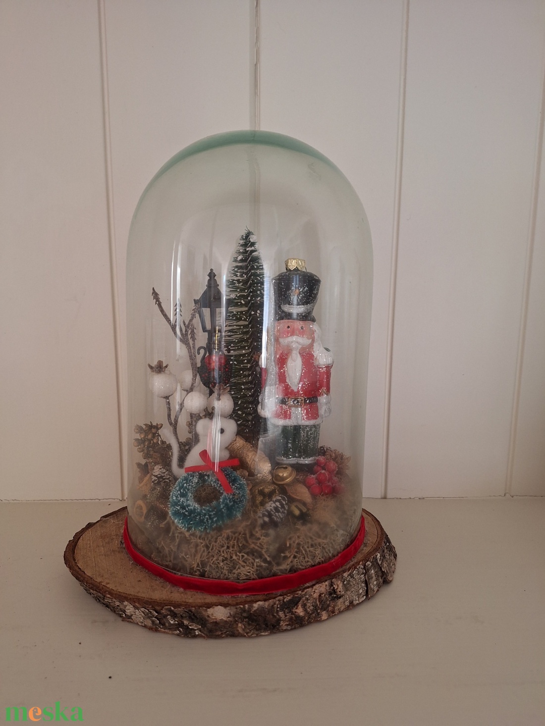 Üvegbúrás diótörő 2025/02 - karácsony - karácsonyi lakásdekoráció - karácsonyi lakásdíszek - Meska.hu Üvegbúrás diótörő 2025/02 - karácsony - karácsonyi lakásdekoráció - karácsonyi lakásdíszek - Meska.hu