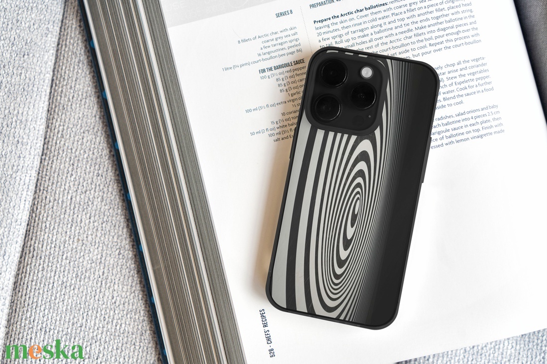 Fekete-fehér spirál  telefontok - táska & tok - ebook & tablet tok - Meska.hu