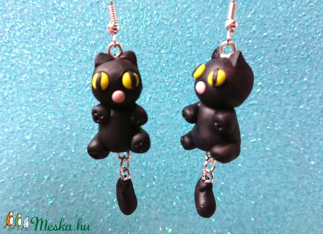 Fekete macska cica  fülbevaló Fimo gyurma  -  - Meska.hu