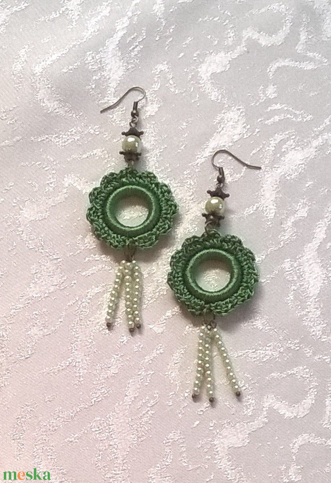 Horgolt fülbevaló - ékszer - fülbevaló - lógó fülbevaló - Meska.hu