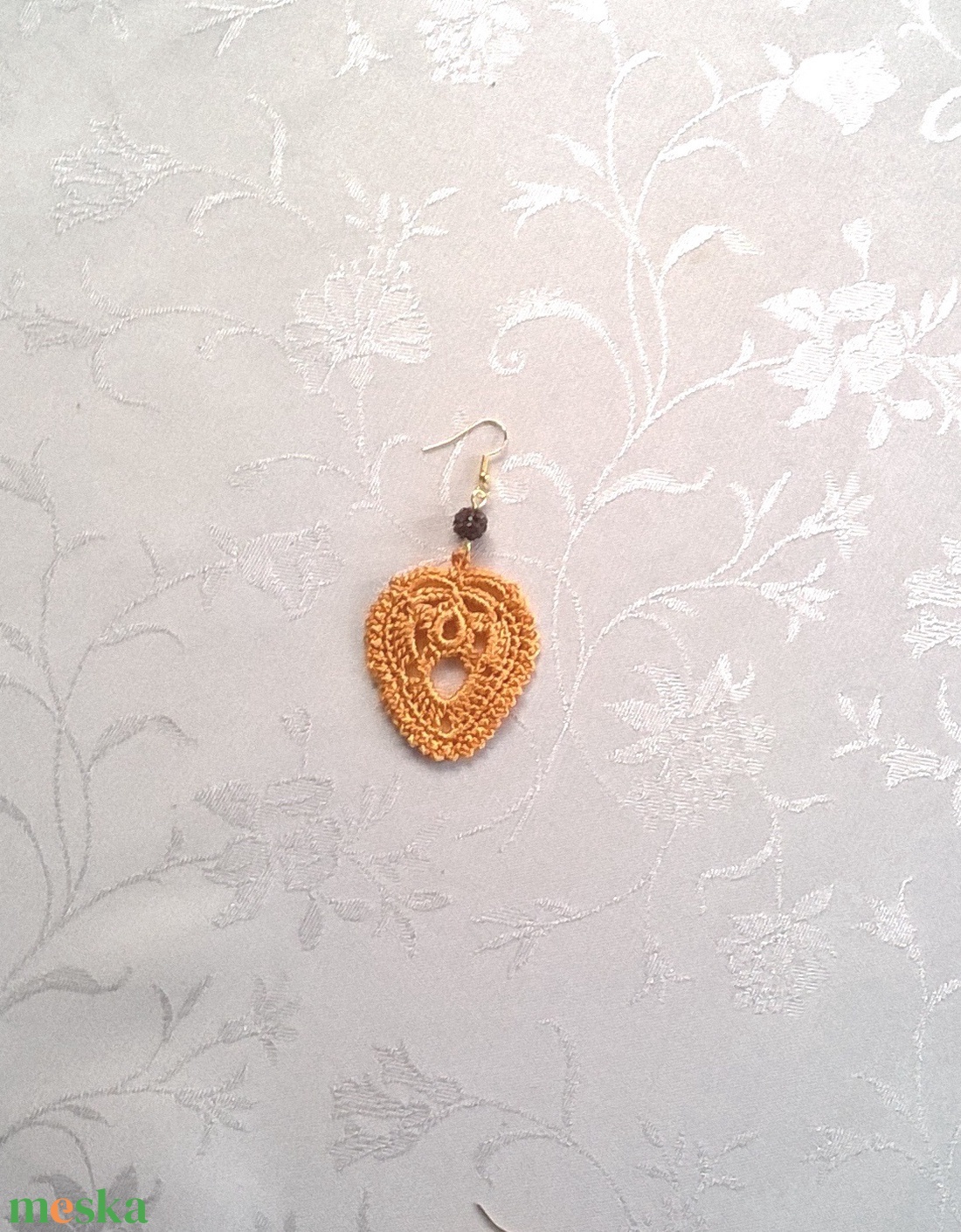 Sárga levélke - ékszer - fülbevaló - lógó fülbevaló - Meska.hu