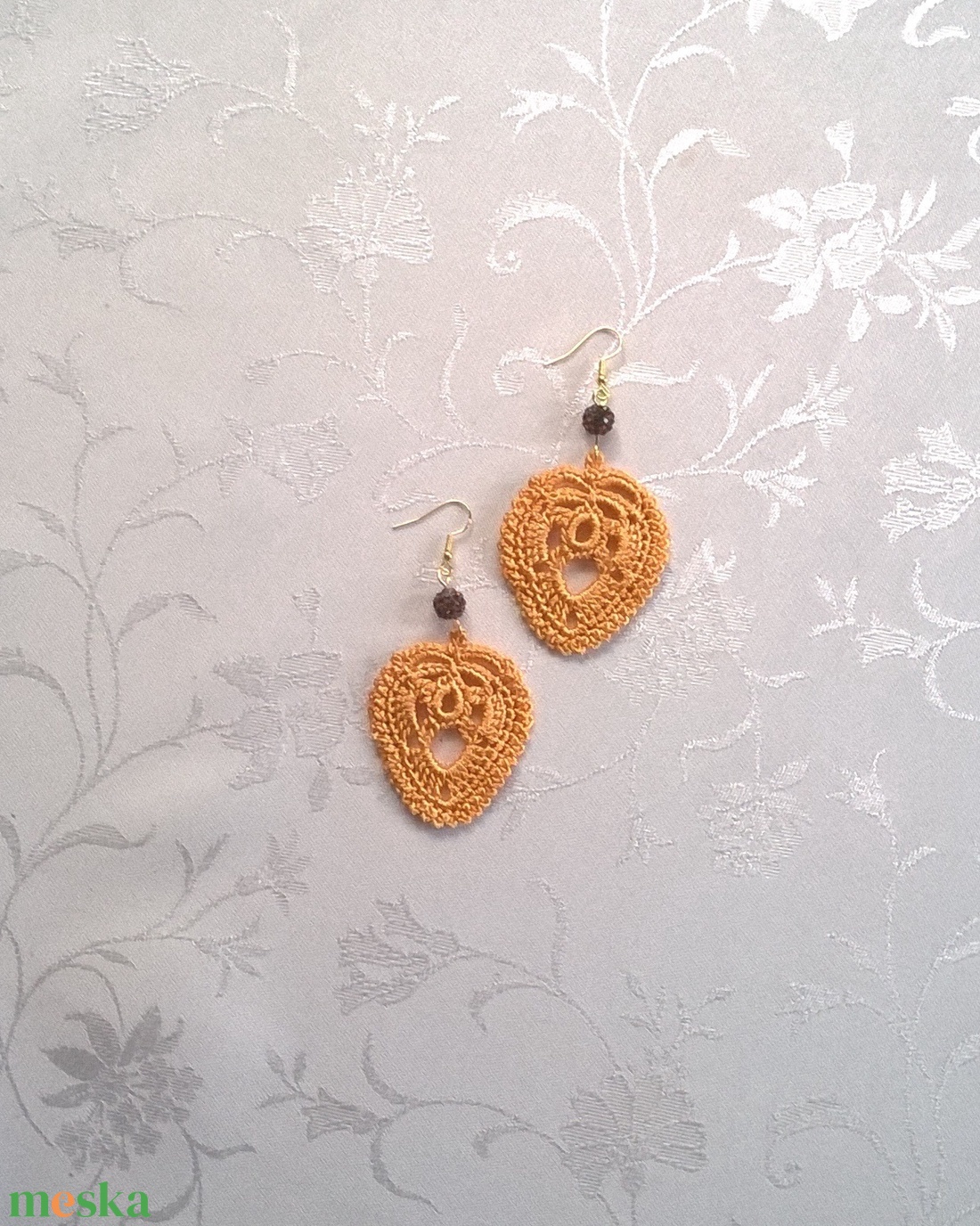 Sárga levélke - ékszer - fülbevaló - lógó fülbevaló - Meska.hu