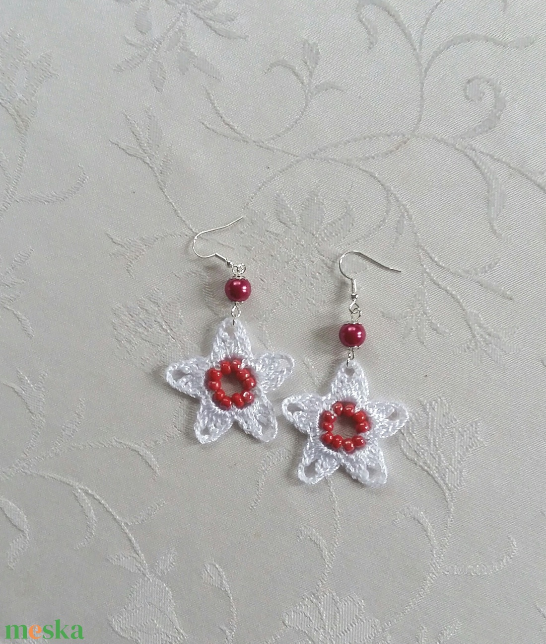 Piros gyöngyös hópihe - ékszer - fülbevaló - lógós kerek fülbevaló - Meska.hu