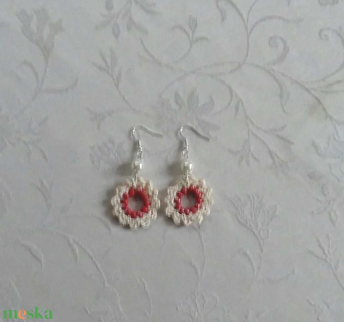 Horgolt fülbevaló - ékszer - fülbevaló - lógós kerek fülbevaló - Meska.hu
