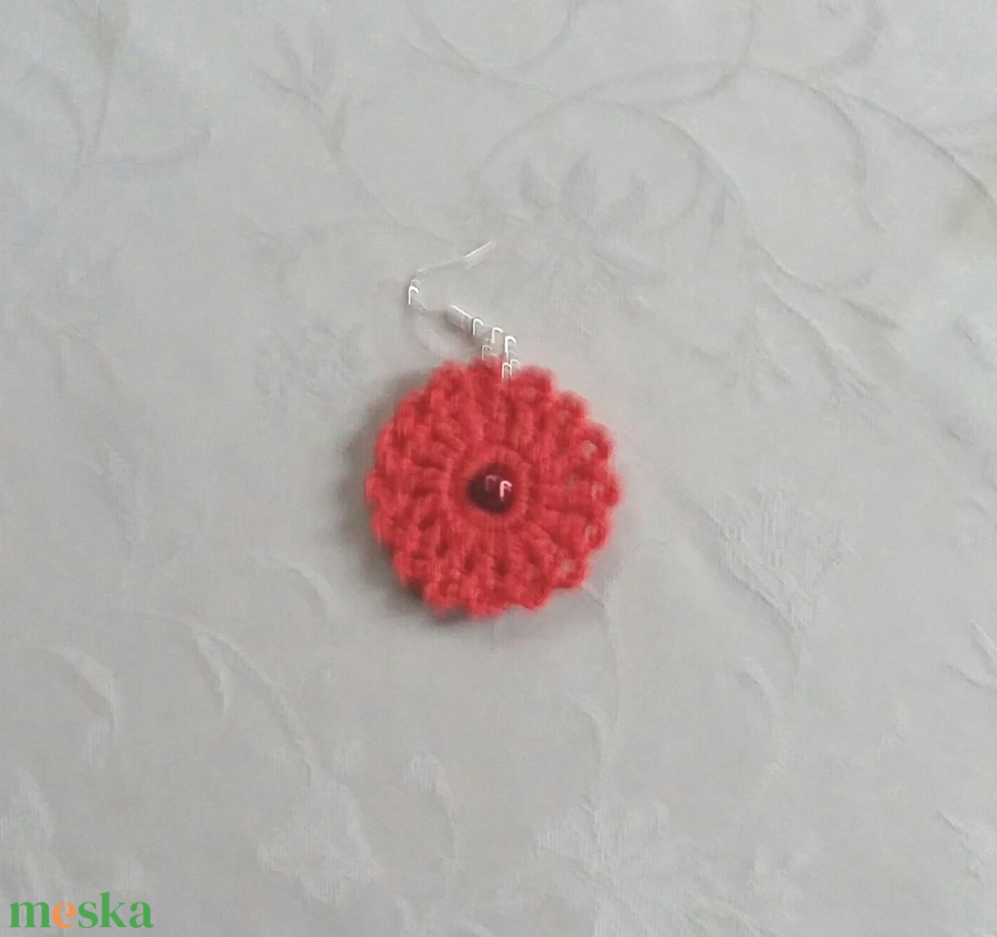 Horgolt fülbevaló - ékszer - fülbevaló - lógós kerek fülbevaló - Meska.hu