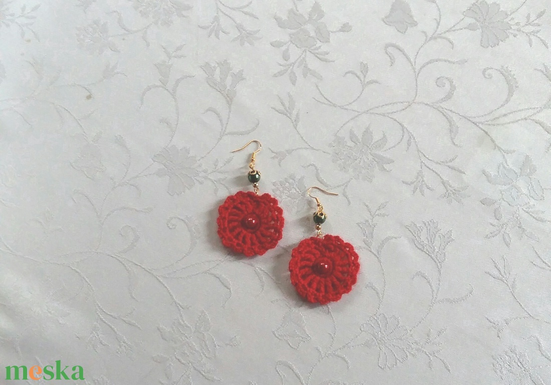 Horgolt fülbevaló - ékszer - fülbevaló - lógós kerek fülbevaló - Meska.hu